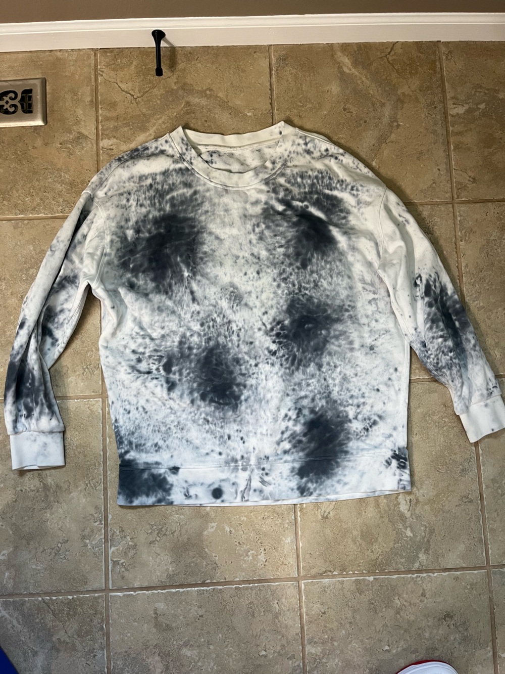 lululemon athletica Black and White Tie-Dye Crewneck Sweatshirt